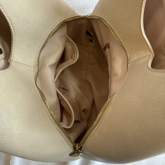 Style & Co Bucket Shoulder Bag Faux Leather Super Soft Pockets Galore Cream - Picture 5 of 12